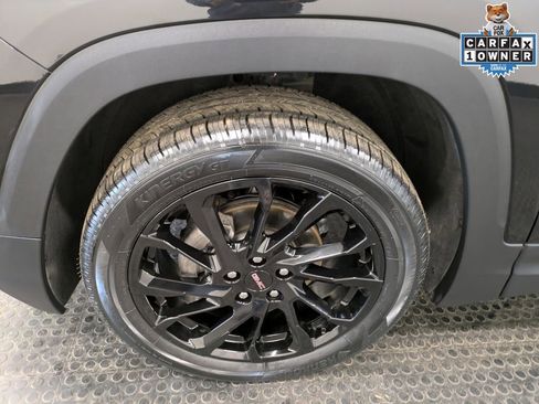 Used 2023 GMC Terrain SLT w/ Elevation Edition AWD/4WD image 7