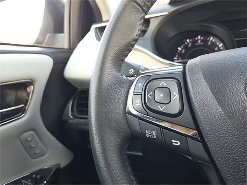 Used 2018 Toyota Avalon XLE Premium image 26