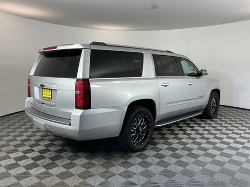Used 2016 Chevrolet Suburban LTZ AWD/4WD image 4