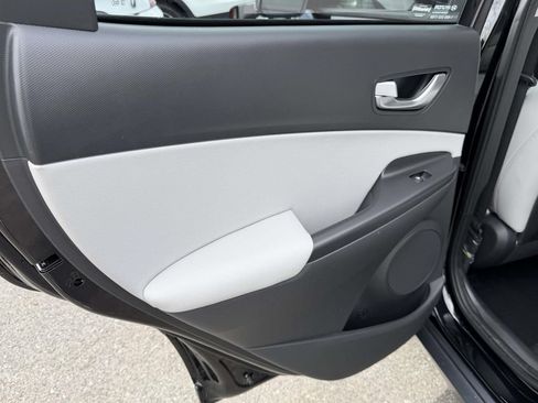 Certified 2023 Hyundai Kona Limited AWD/4WD image 12