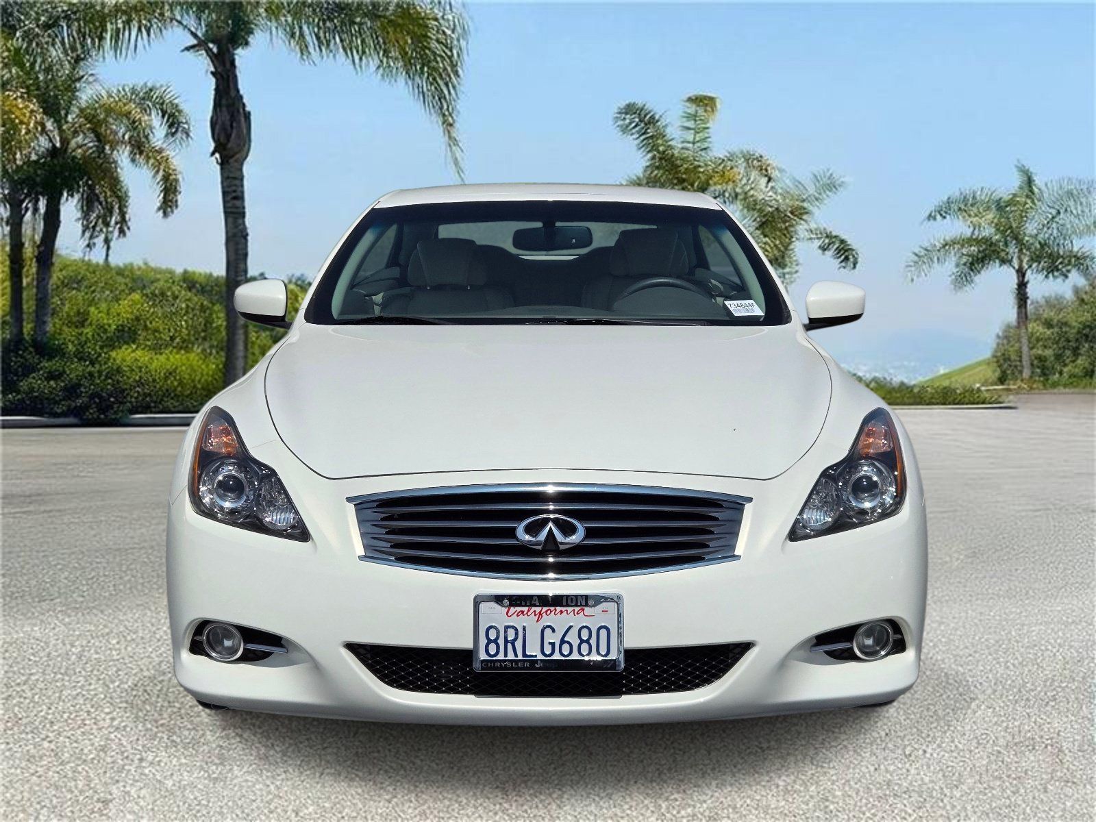 Used 2011 INFINITI G37 Convertible w/ Premium Pkg RWD image 3