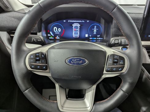 Used 2026 Ford Explorer Active w/ Active Comfort Package AWD/4WD image 20