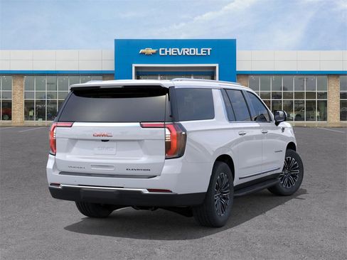 New 2026 GMC Yukon XL Elevation w/ Elevation Premium Package image 4