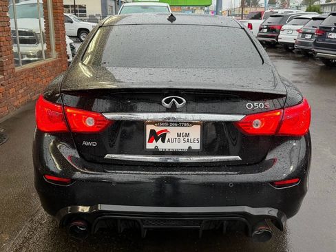 Used 2017 INFINITI Q50 Red Sport 400 image 4