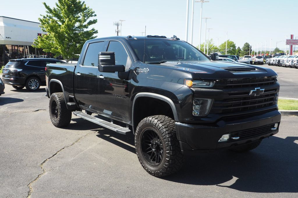 Used 2020 Chevrolet Silverado 2500 High Country AWD/4WD image 9