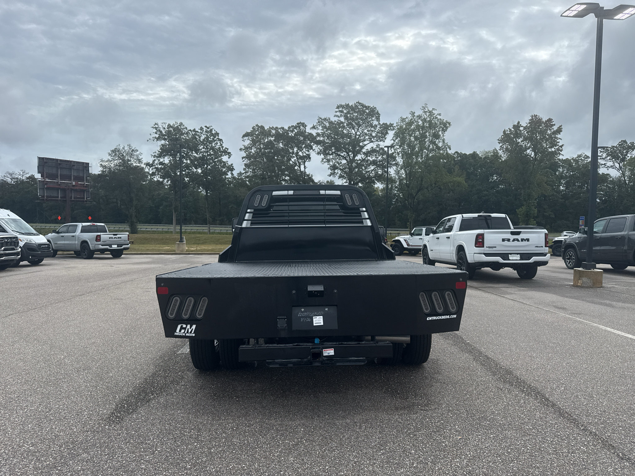 New 2024 RAM 3500 Tradesman w/ Convenience Group AWD/4WD image 3