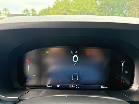 New 2025 Ford Maverick XL w/ Equipment Group 101A image 14