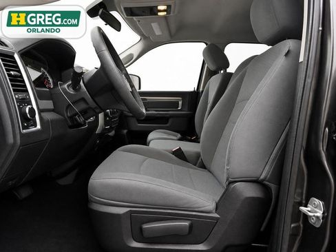 Used 2019 RAM 1500 Classic SLT RWD image 10