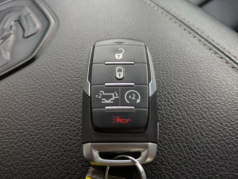 Used 2022 RAM 1500 Laramie image 28