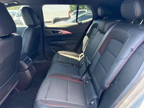Used 2024 Chevrolet Equinox EV RS FWD image 13
