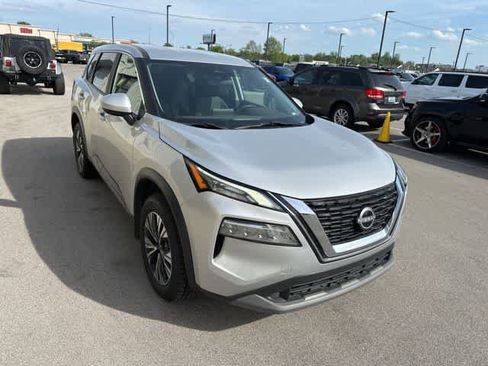 Used 2023 Nissan Rogue SV image 22