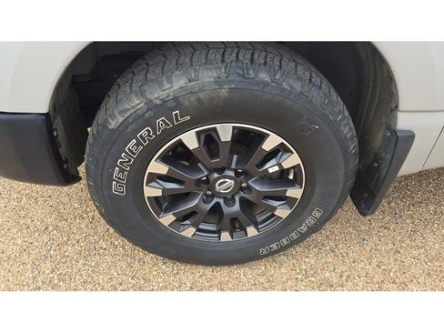 Used 2018 Nissan Titan S w/ S Utility Package AWD/4WD image 9