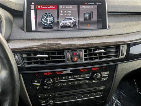 Used 2018 BMW X5 xDrive50i w/ M Sport Package image 15