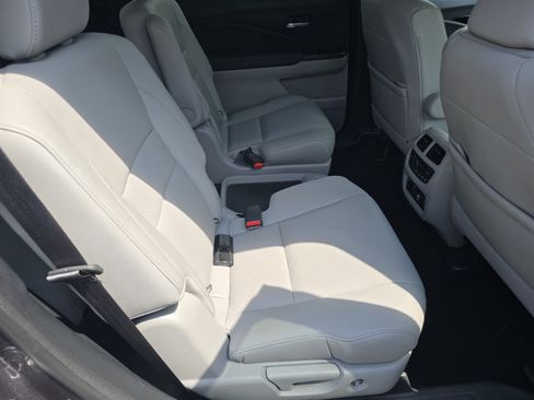 Used 2022 Honda Pilot Elite image 26