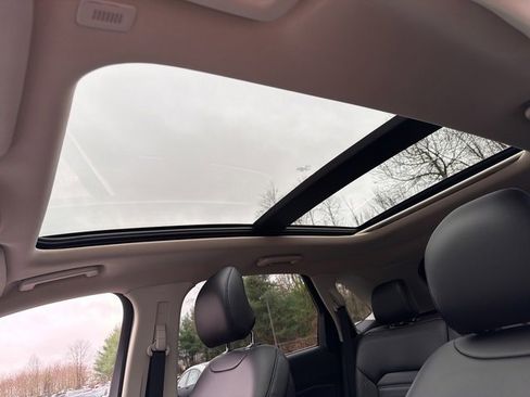 Used 2019 Ford Edge SEL w/ Equipment Group 201A image 31