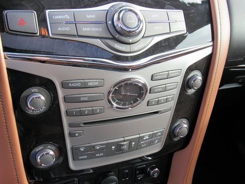 Used 2018 INFINITI QX80 Base w/ Deluxe Technology Package image 23