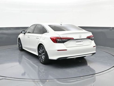Certified 2024 Honda Civic EX image 8