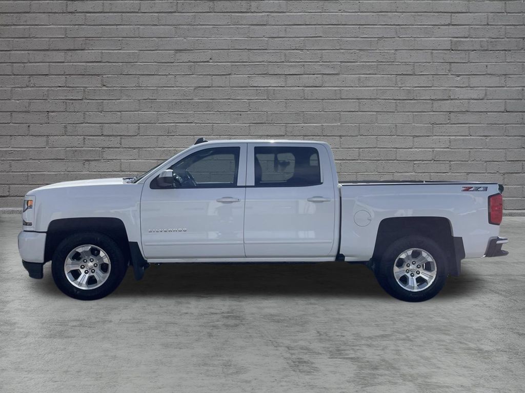 Used 2018 Chevrolet Silverado 1500 LT w/ All Star Edition AWD/4WD image 5