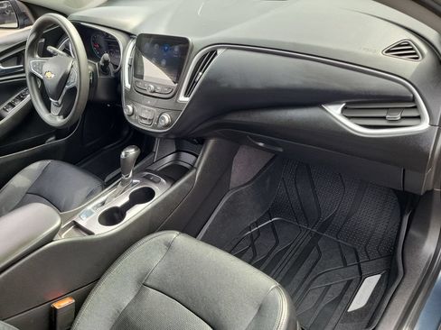 Used 2019 Chevrolet Malibu LS FWD image 26