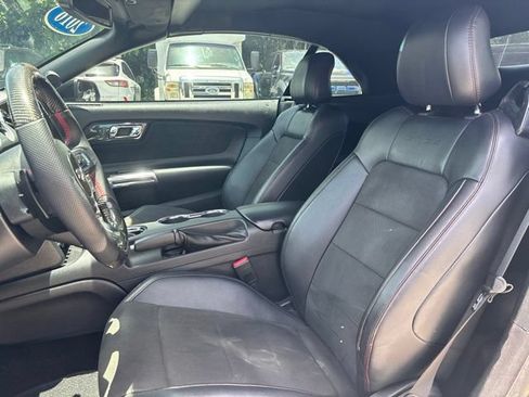 Used 2016 Ford Mustang GT Premium RWD image 6