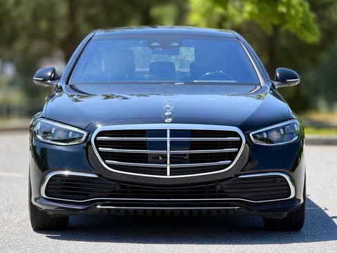 Used 2021 Mercedes-Benz S 580 4MATIC Sedan image 3