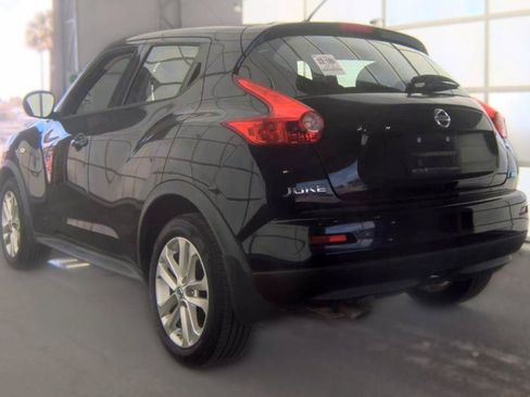 Used 2014 Nissan Juke S FWD image 6