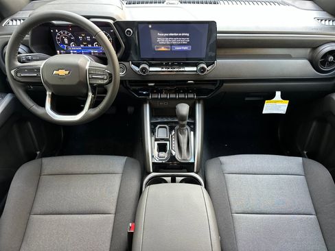New 2026 Chevrolet Colorado W/T image 15