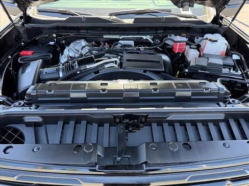 Certified 2026 Chevrolet Silverado 2500 LTZ w/ LTZ Plus Package AWD/4WD image 25
