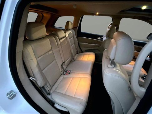 Certified 2021 Jeep Grand Cherokee Limited w/ Trailer Tow Group IV image 24