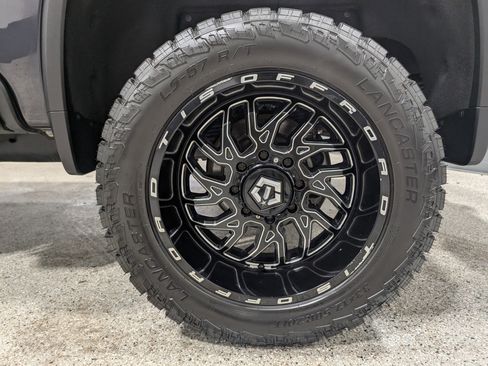 Used 2024 Chevrolet Silverado 2500 LT w/ All Star Edition image 11