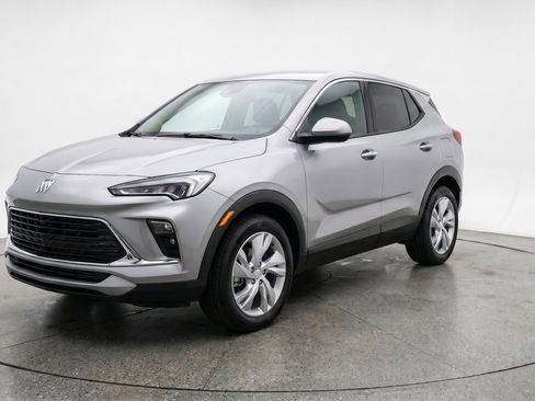 Used 2025 Buick Encore GX Preferred FWD image 3