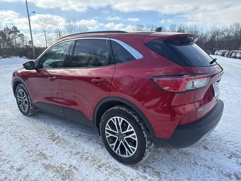 Used 2020 Ford Escape SEL image 7