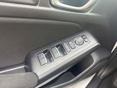 Used 2023 Honda Civic Sport image 25