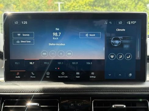 Used 2021 Lincoln Nautilus FWD w/ Equipment Group 101A image 18