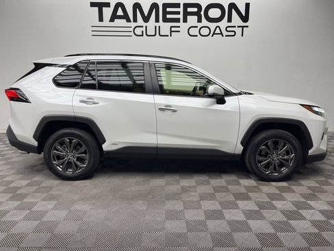 Used 2024 Toyota RAV4 Limited w/ Advanced Technology Package image 17