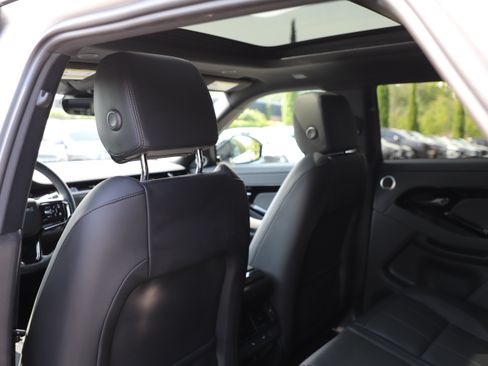 Used 2024 Land Rover Range Rover Evoque S AWD/4WD image 15