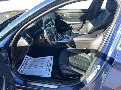 Certified 2022 BMW 330e xDrive w/ Premium Package image 9