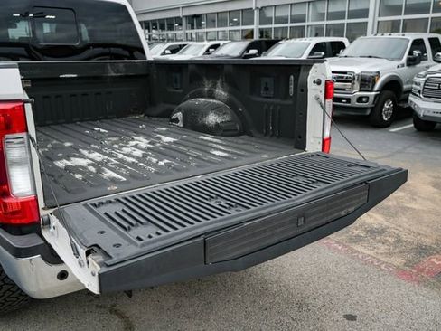 Used 2017 Ford F250 Lariat w/ Lariat Ultimate Package image 12