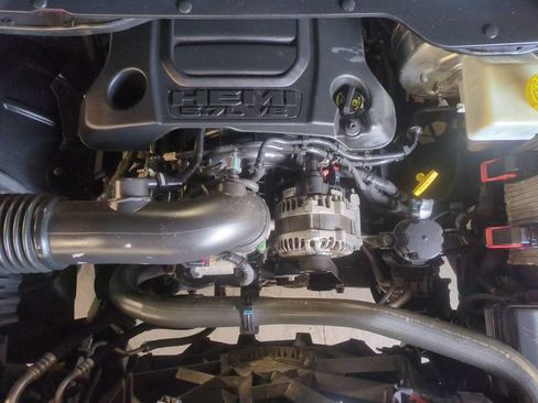 Used 2019 RAM 1500 Big Horn RWD image 21