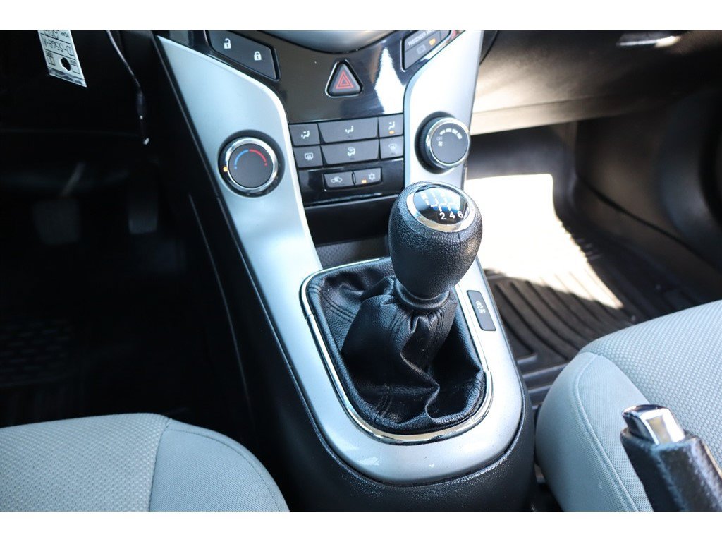 Used 2012 Chevrolet Cruze Eco FWD image 25