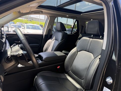 Used 2023 Honda Pilot Elite image 33