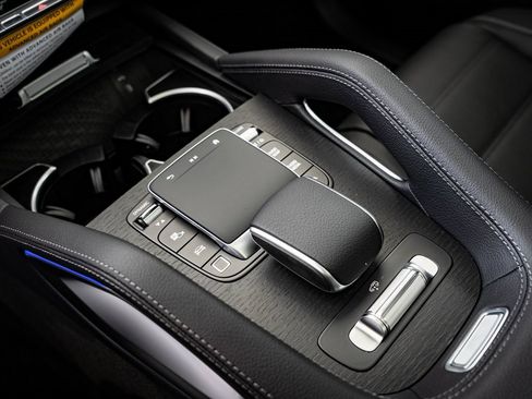 New 2026 Mercedes-Benz GLS 450 4MATIC image 33