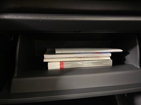 Certified 2024 Toyota RAV4 XLE image 25