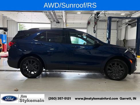 Used 2023 Chevrolet Equinox RS AWD/4WD image 10