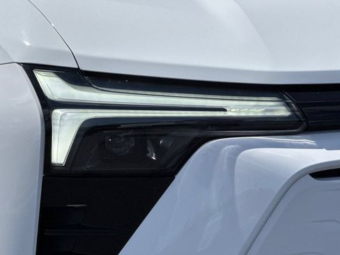 Used 2024 Chevrolet Blazer EV LT AWD/4WD image 41