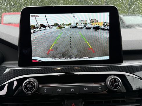 Used 2023 Ford Escape ST-Line image 11