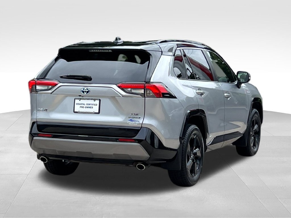 Used 2019 Toyota RAV4 XSE w/ Carpet Mat Package AWD/4WD image 12