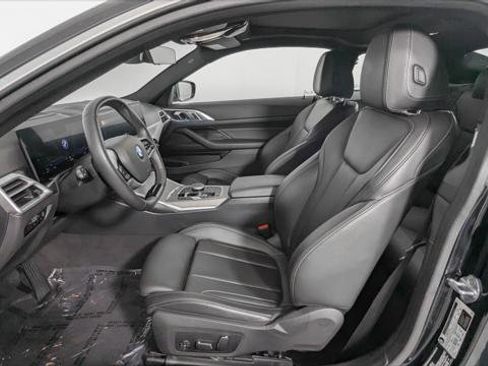 Used 2025 BMW 430i Coupe w/ Premium Package RWD image 13