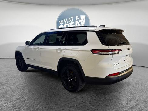 Used 2023 Jeep Grand Cherokee L Laredo AWD/4WD image 6