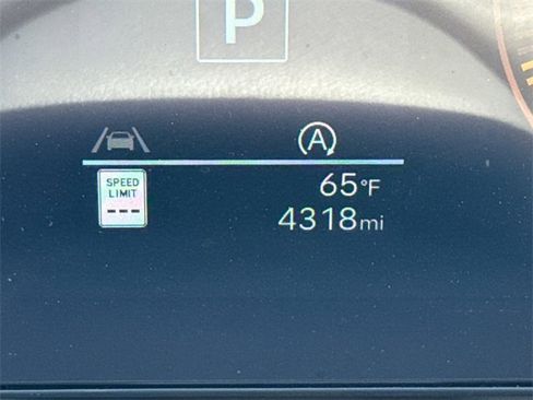 Certified 2025 Hyundai Sonata SE image 30